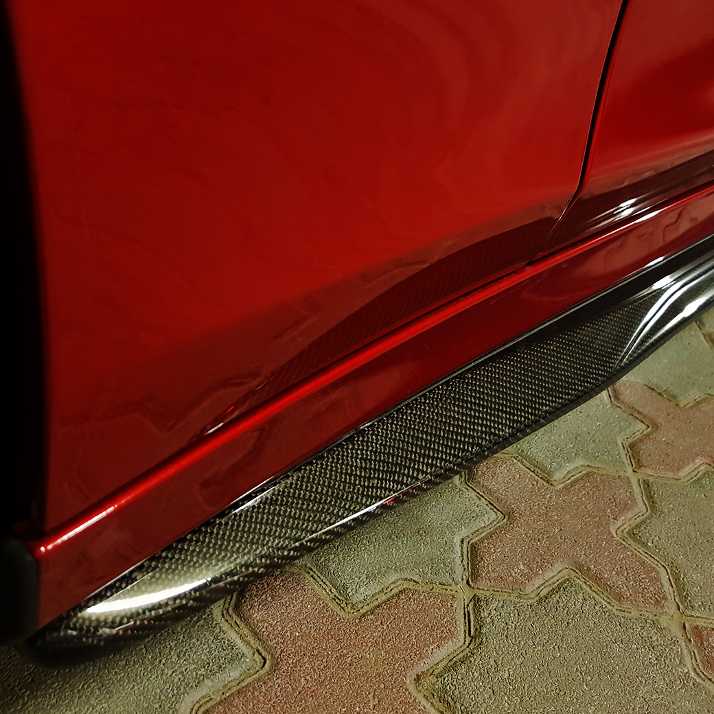 2016-2019 CTS-V Side Splitters in Genuine Carbon Fiber