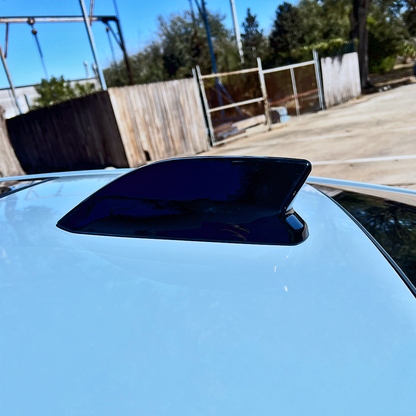 2025+ CT5 Gloss Black Shark Fin Antenna Cover