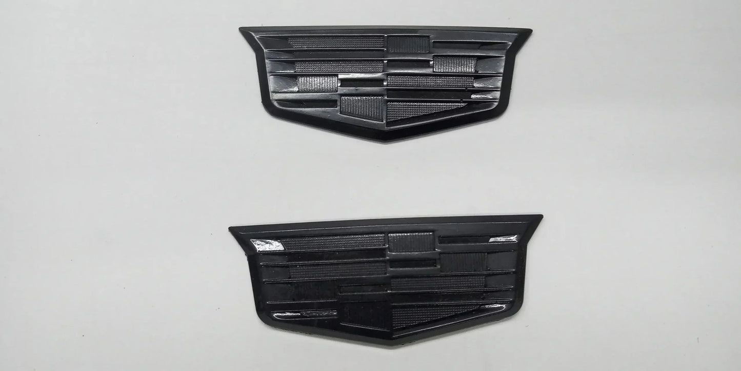 CT5-V Small Black Fender Emblems
